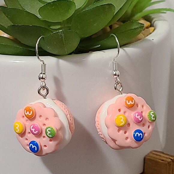 Handcrafted Cake w/Candies Pink Tone Dangle Drop Earrings NEW Lightweight Fun - Picture 1 of 4